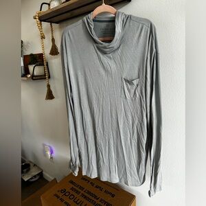 Free Fly fishing shirt never worn light blue men’s plus size